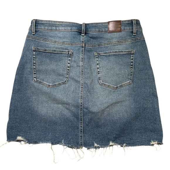 Maurices Women’s 12 Distressed Medium Wash Denim Skirt - Picture 2 of 4